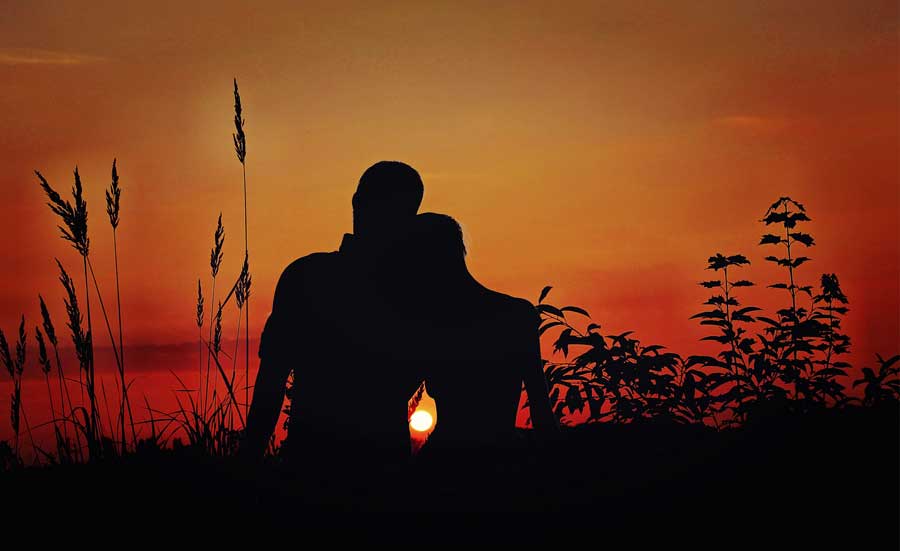 pictures of couples at sunset