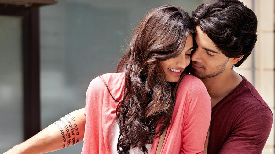 Romantic Bollywood movie wallpapers